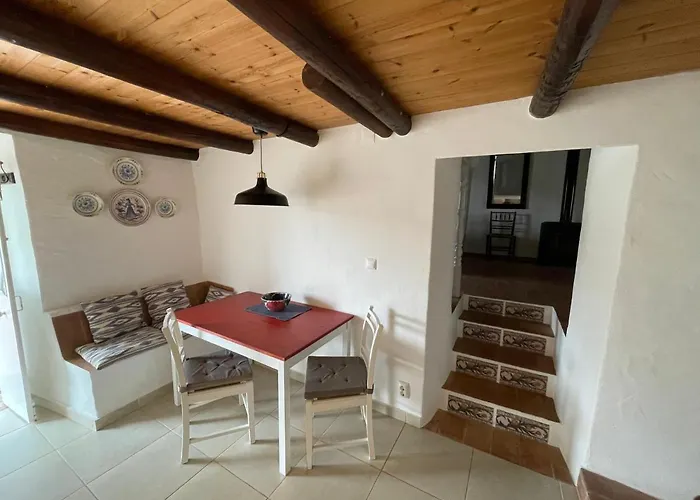 Casa Olivia - Charming Renovated Farmhouse With Panoramic Views