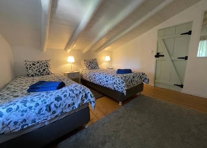 Casa Olivia - Charming Renovated Farmhouse With Panoramic Views